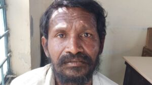 एक पैर से दिव्यांग थी बुजुर्ग मां, बेटे ने पहले पटका फिर जिंदा जलाया… तड़… – भारत संपर्क