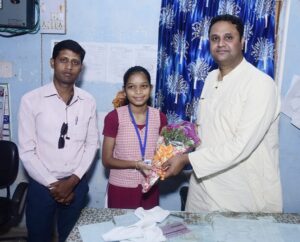 Raigarh News: रायगढ़ की बेटी करुणा कैवर्त्य और बबिता पटेल दसवीं की…- भारत संपर्क