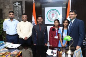 Raigarh News: कलेक्टर कार्तिकेया गोयल ने मेरिट के छात्र-छात्राओं…- भारत संपर्क