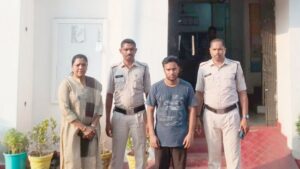 Raigarh News: दुष्कर्म के आरोपी को कोतवाली पुलिस ने गिरफ्तार कर…- भारत संपर्क