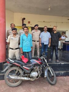 नशीली इंजेक्शन के साथ 1 व्यक्ति गिरफ्तार, चौकी बसदेई पुलिस…- भारत संपर्क