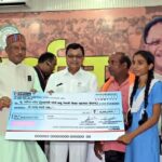 Raigarh News: मुख्यमंत्री नोनी-बाबू मेधावी शिक्षा सहायता योजना के…- भारत संपर्क