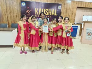 कौशल महौत्सव नेशनल डाँस एण्ड म्यूज़िक कंपीटिशन रायपुर 2024 में…- भारत संपर्क