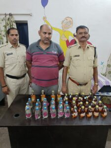 केवड़ाबाड़ी बस स्टैण्ड स्थिल भोजनालय में पुलिस की दबिश, 41 पाव देशी, अंग्रेजी शराब… – भारत संपर्क न्यूज़ …