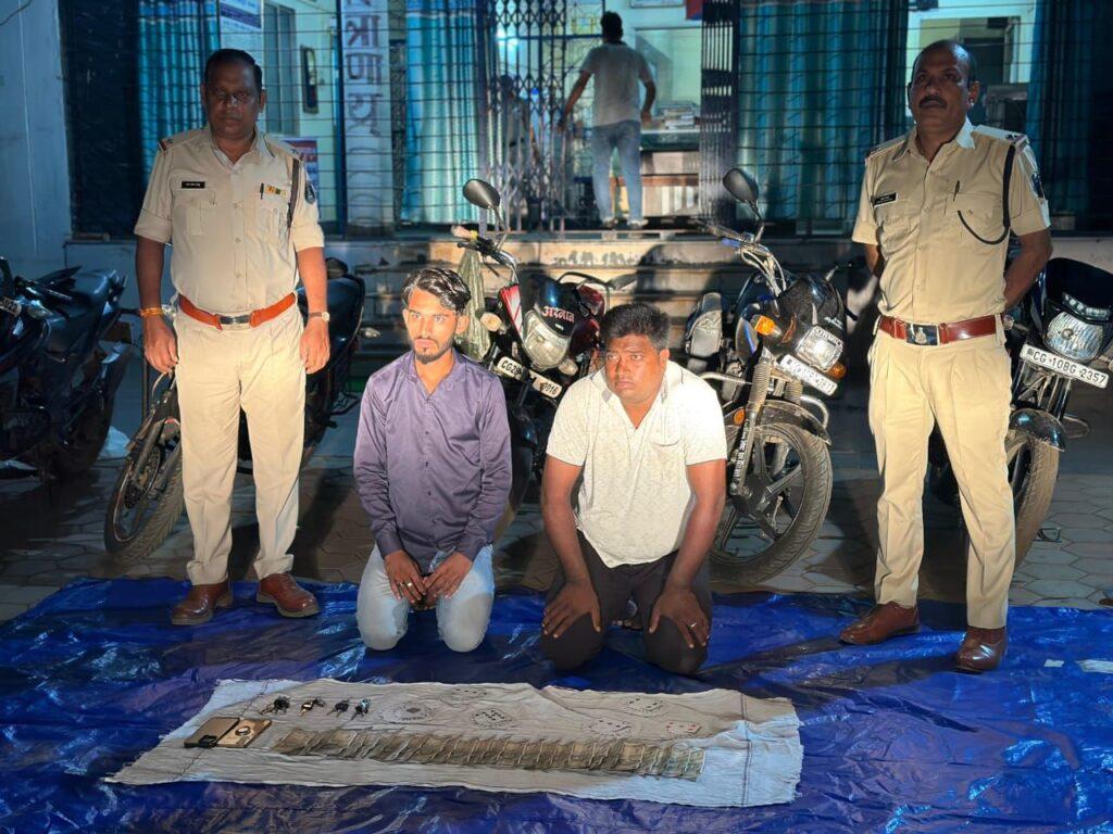 जंगल में लगा था जुए का फड़, पुलिस को देखते ही भागे, सिर्फ दो…- भारत संपर्क