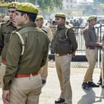 ‘संबंध बनाएंगे फिर करेंगे कार्रवाई’… पुलिसकर्मियों ने किया महिला से रेप, … – भारत संपर्क