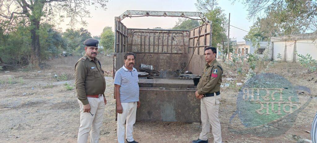 कबाड़ी के कब्जे से चोरी के सामान की जब्ती, आरोपी गिरफ्तार — भारत संपर्क