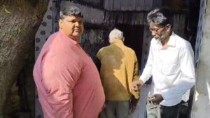 लंबाई 4 फुट, वजन डेढ़ कुंतल; अमेठी के इस ‘बाहुबली’ संग फोटो खिंचवाने के लिए… – भारत संपर्क