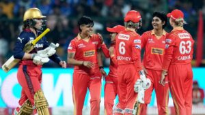 WPL 2025: फेल हुईं स्मृति मंधाना-एलिस पैरी, RCB ने लगाई हार की हैट्रिक, GG … – भारत संपर्क