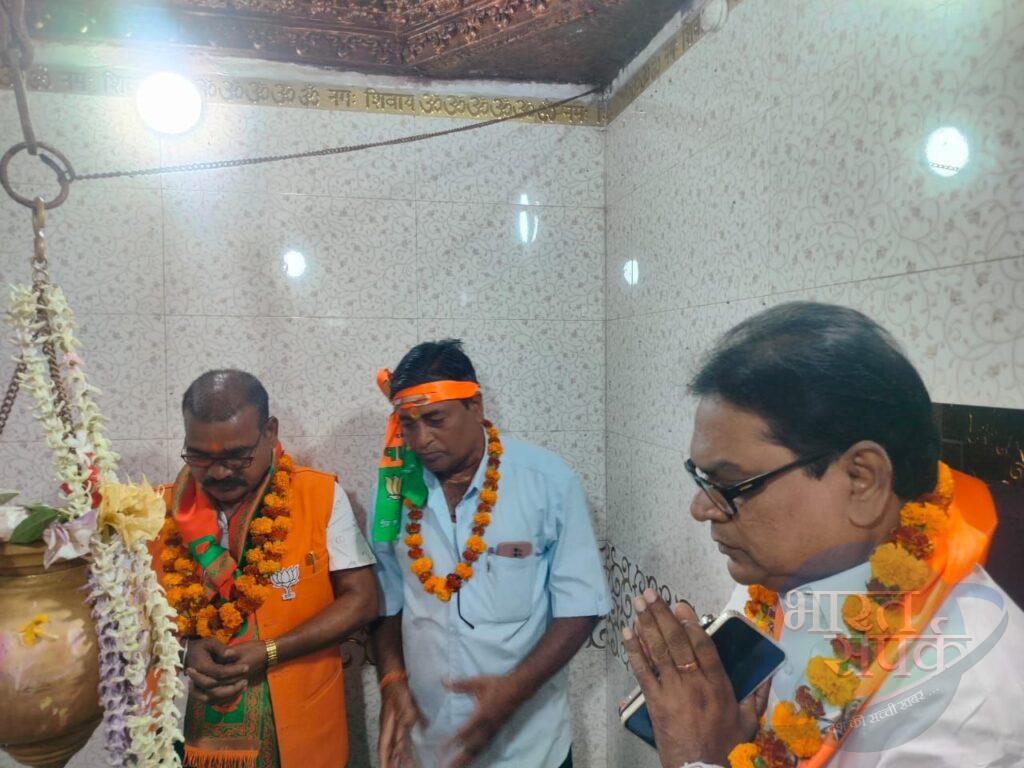 रतनपुर भाजपा चुनाव प्रभारी वी राम राव ने 15 वार्डों में किया…- भारत संपर्क रतनपुर भाजपा चुनाव प्रभारी वी राम राव ने 15 वार्डों में किया…- भारत संपर्क