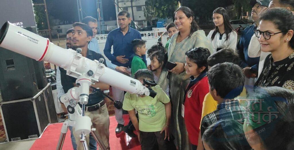 कोरिया में मेगा स्काई वॉचिंग कार्यक्रम का सफल आयोजन – भारत संपर्क न्यूज़ … कोरिया में मेगा स्काई वॉचिंग कार्यक्रम का सफल आयोजन – भारत संपर्क न्यूज़ …
