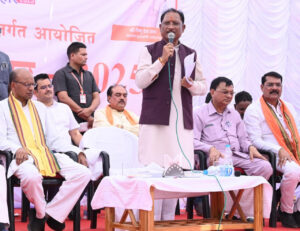 आम जनता की समस्याओं के निराकरण और जमीनी स्तर पर शासकीय योजनाओं के क्रियान्वयन की हकीकत जानने का… – भारत संपर्क न्यूज़ …