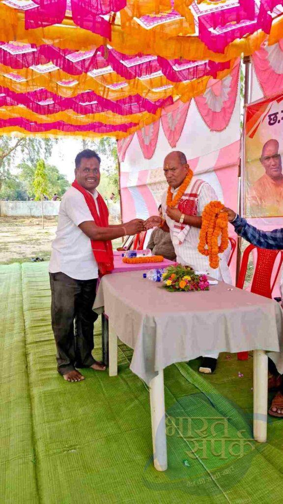 *माटीकला बोर्ड अध्यक्ष शम्भूनाथ चक्रवती का भव्य स्वागत,कुनकुरी विकासखंड के…- भारत संपर्क *माटीकला बोर्ड अध्यक्ष शम्भूनाथ चक्रवती का भव्य स्वागत,कुनकुरी विकासखंड के…- भारत संपर्क