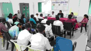 *कलेक्टर ने पटवारियों को दी चेतावनी, काम सुधार में लाए नहीं तो होगी…- भारत संपर्क