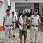 *big breaking jashpur:- बगैर वीजा, पासपोर्ट के शहर में घूम रहा नाइजीरिया…- भारत संपर्क