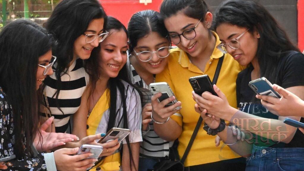 CBSE 10th-12th Results 2025 Live: सीबीएसई 10वीं-12वीं रिजल्ट कभी भी हो सकता है…