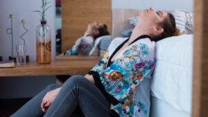 क्याें कुछ लोगों को ज्यादा रहती है थकान और अन्य लक्षण – chronic fatigue…