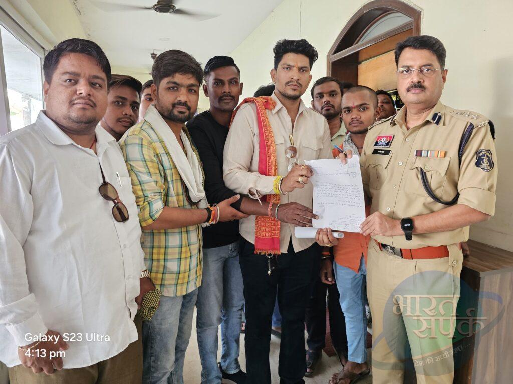 हिंदू एकता संगठन ने बांग्लादेशी और रोहिंग्या घुसपैठियों की…- भारत संपर्क हिंदू एकता संगठन ने बांग्लादेशी और रोहिंग्या घुसपैठियों की…- भारत संपर्क