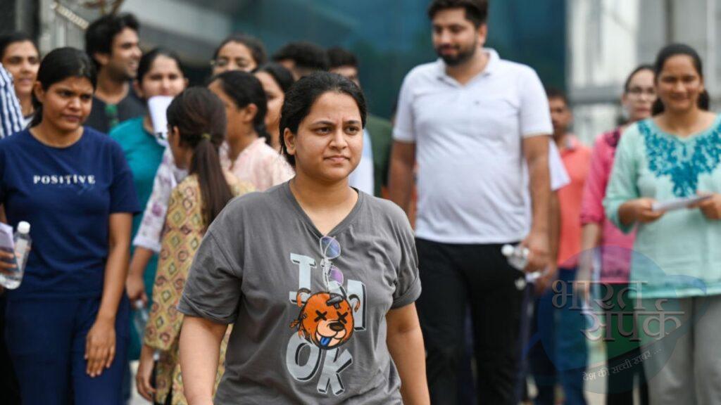 जिनकी बायोमेट्रिक नहीं हुई वो भी प्रेजेंट, एनटीए का दावा, लेकिन परेशानियों के… जिनकी बायोमेट्रिक नहीं हुई वो भी प्रेजेंट, एनटीए का दावा, लेकिन परेशानियों के…