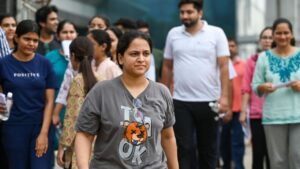 जिनकी बायोमेट्रिक नहीं हुई वो भी प्रेजेंट, एनटीए का दावा, लेकिन परेशानियों के…