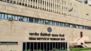 IIT Delhi इसी सत्र से लागू करेगा नया पाठयक्रम, बीटेक में अनिवार्य होगी एआई की…