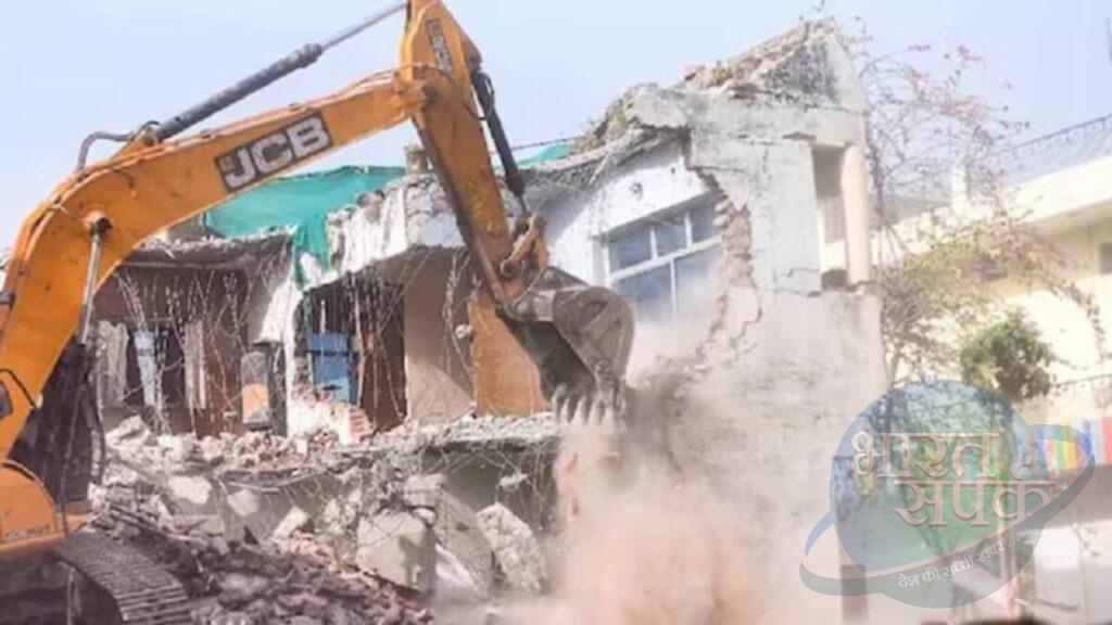 225 मदरसे, 30 मस्जिद व 25 मजार, नेपाल बॉर्डर से सटे 7 जिलों में चला बुलडोजर… – भारत संपर्क