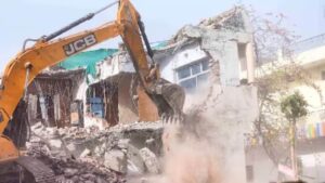 225 मदरसे, 30 मस्जिद व 25 मजार, नेपाल बॉर्डर से सटे 7 जिलों में चला बुलडोजर… – भारत संपर्क