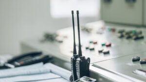 भारत-पाक टेंशन के बीच सरकार का सख्त कदम, ऑनलाइन वॉकी-टॉकी की सेल रोकी – भारत संपर्क