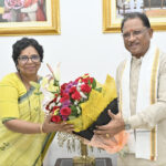 मुख्यमंत्री विष्णु देव साय से राष्ट्रीय महिला आयोग की अध्यक्ष ने की सौजन्य मुलाकात – भारत संपर्क न्यूज़ …