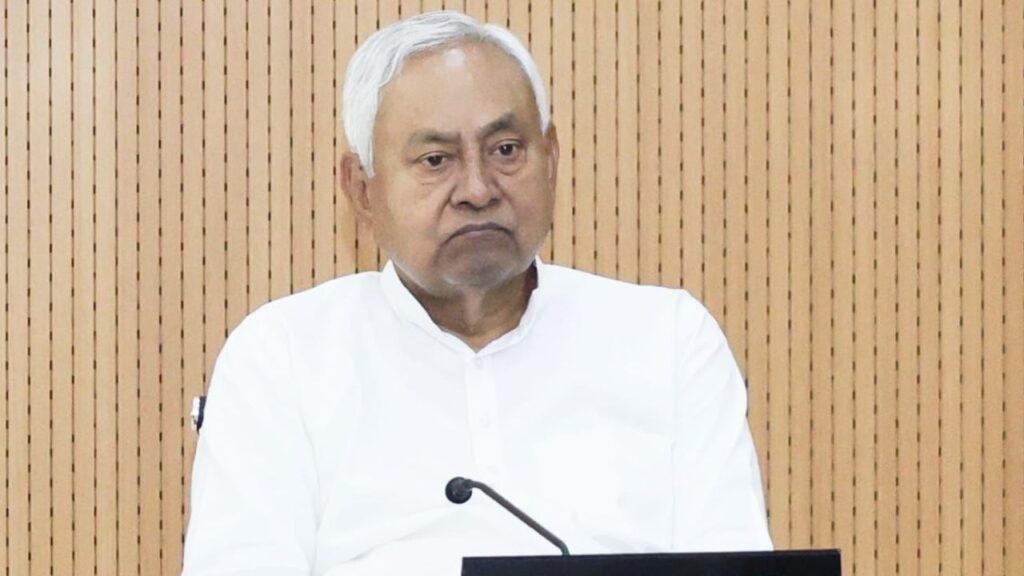 तेलंगाना फैक्ट्री विस्फोट: मृत बिहारी मजदूर के परिजन को 2 लाख, घायलों को… तेलंगाना फैक्ट्री विस्फोट: मृत बिहारी मजदूर के परिजन को 2 लाख, घायलों को…
