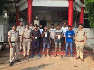 30 वारंट तामील, 159 बदमाशों की चेकिंग — भारत संपर्क