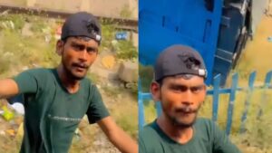 Viral Video: बंदे ने ट्रेन पर दिखाया ऐसा स्टंट, लोग बोले- भाई आप मरते-मरते बचे हो!