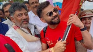 RCB Victory Parade: विराट कोहली ने चिन्नास्वामी स्टेडियम में IPL ट्रॉफी उठा… – भारत संपर्क