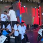 VIDEO: स्कूटियों पर लड़कों ने दिखाया खतरनाक करतब, स्टंट देख दांतों तले दबा लेंगे…