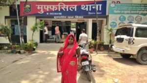‘मेरी मुर्गी का मर्डर हुआ’… महिला ने देवर और ननद पर लगाया आरोप, कहा- गला…