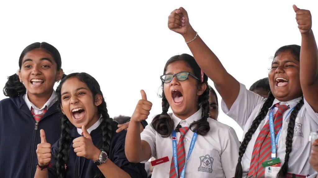 IIT Admission Without JEE: जेईई पास किए बिना ही आईआईटी से करें बीटेक, समझें क्या… IIT Admission Without JEE: जेईई पास किए बिना ही आईआईटी से करें बीटेक, समझें क्या…