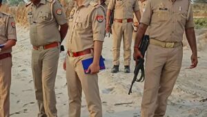 ससुर ने पकड़े पैर, देवर ने दबा दिया गला, घरेलू विवाद में हुई थी महिला की हत… – भारत संपर्क