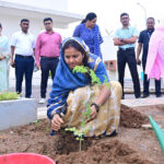 मंत्री लक्ष्मी राजवाड़े ने ‘मोर गोठ ल सुनगा, हर घर मुनगा अभियान’ का किया शुभारंभ – भारत संपर्क न्यूज़ …