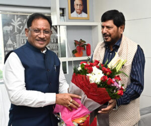 मुख्यमंत्री विष्णु देव साय से केंद्रीय राज्यमंत्री रामदास अठावले ने की सौजन्य मुलाकात – भारत संपर्क न्यूज़ …