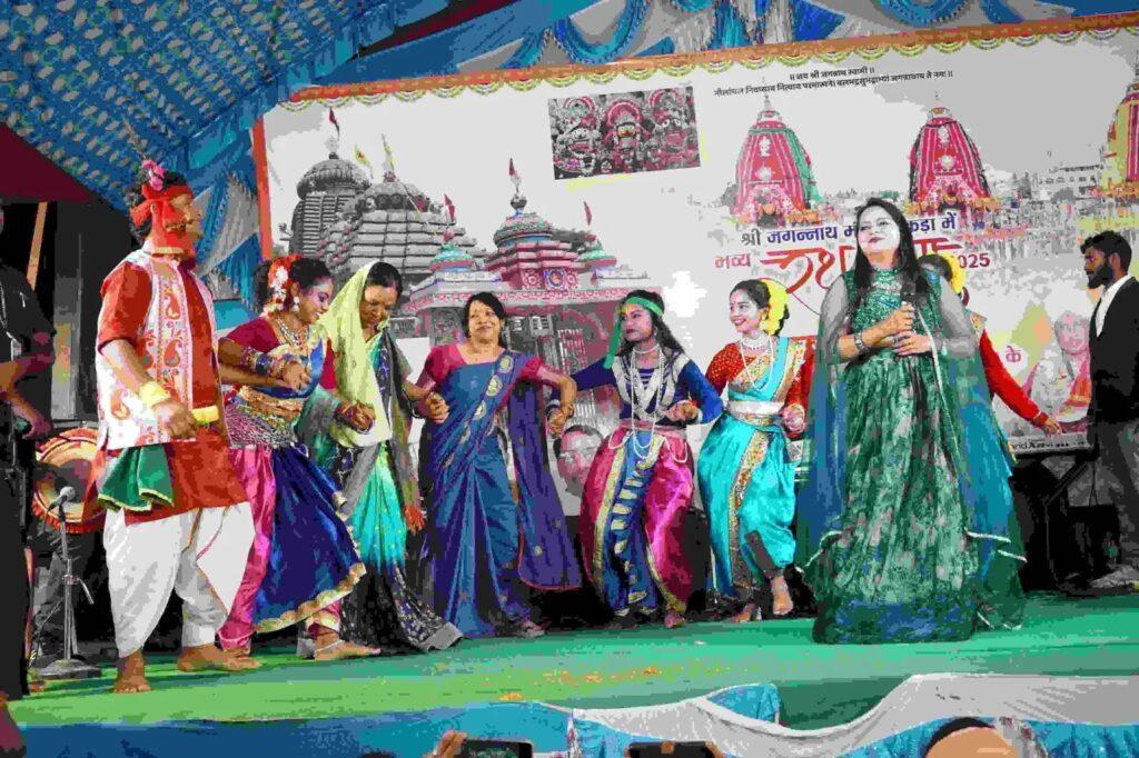 *श्री जगन्नाथ महाप्रभु जी का सुना वेष : देवशयनी एकादशी पर हुआ भव्य आयोजन,…- भारत संपर्क