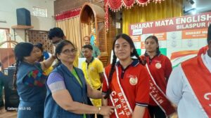 भारत माता आंग्ल माध्यम शाला में इन्वेस्टिचर सेरेमनी का आयोजन- भारत संपर्क