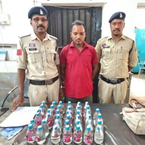 अवैध शराब के खिलाफ सीपत पुलिस की कार्रवाई, 40 पाव देशी शराब…- भारत संपर्क