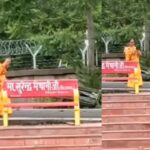 Viral Video: आंटी ने अंकल के डांस पर बनाया अलग ही सीन, मटरगस्ती करते पतिदेव की बना दी…