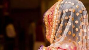 बीवी के अश्लील वीडियो किए वायरल, पड़ोसी-रिश्तेदारों को भी… पत्नी ने SP को… – भारत संपर्क