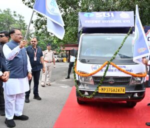 मुख्यमंत्री श्री साय ने एसबीआई साइबर सुरक्षा रथ को झंडी…- भारत संपर्क