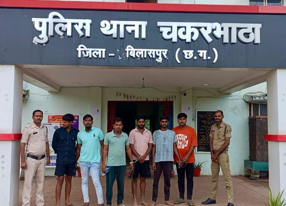 ट्रांसपोर्ट नगर में शराब पीकर हंगामा, चकरभाठा पुलिस ने छह…- भारत संपर्क