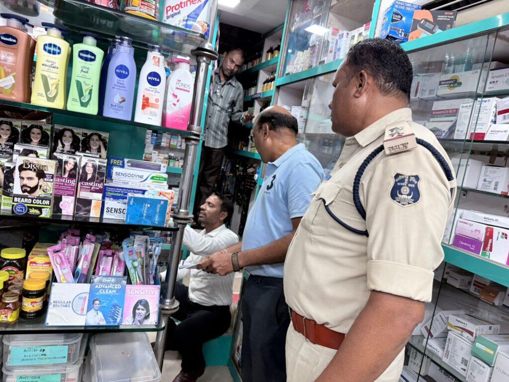 प्रतिबंधित दवाइयों की बिक्री रोकने बिलासपुर पुलिस का अभियान- भारत संपर्क