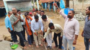 ग्राम मौवार में सीसी रोड और बोर खनन का हुआ भूमि पूजन — भारत संपर्क