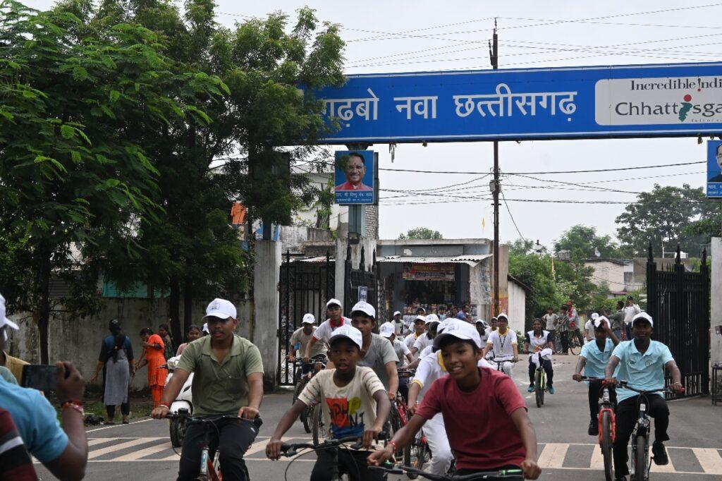 राष्ट्रीय खेल दिवस के तहत शहर में निकली साइकिल रैली, स्कूली…- भारत संपर्क राष्ट्रीय खेल दिवस के तहत शहर में निकली साइकिल रैली, स्कूली…- भारत संपर्क