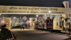 AIIMS Gorakhpur: एम्स गोरखपुर में MBBS छात्रों का बुरा हाल, इंटरनल एग्जाम में…